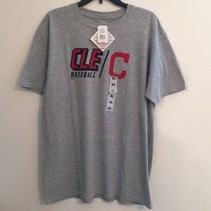NWT Cleveland Indians t shirt